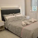 Euphoria Luxurious Residence
